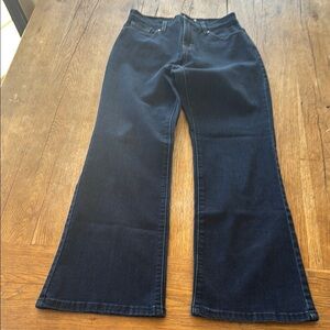 Levi's Perfectly Slimming 512 Bootcut Jeans Sz 8
